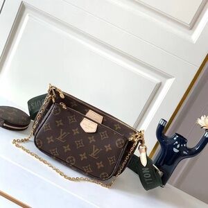 🧚🏻‍♀️Louis Vuitton 🧚🏻‍♀️Multi Pochette Pouch with Chain CrossBody Bag